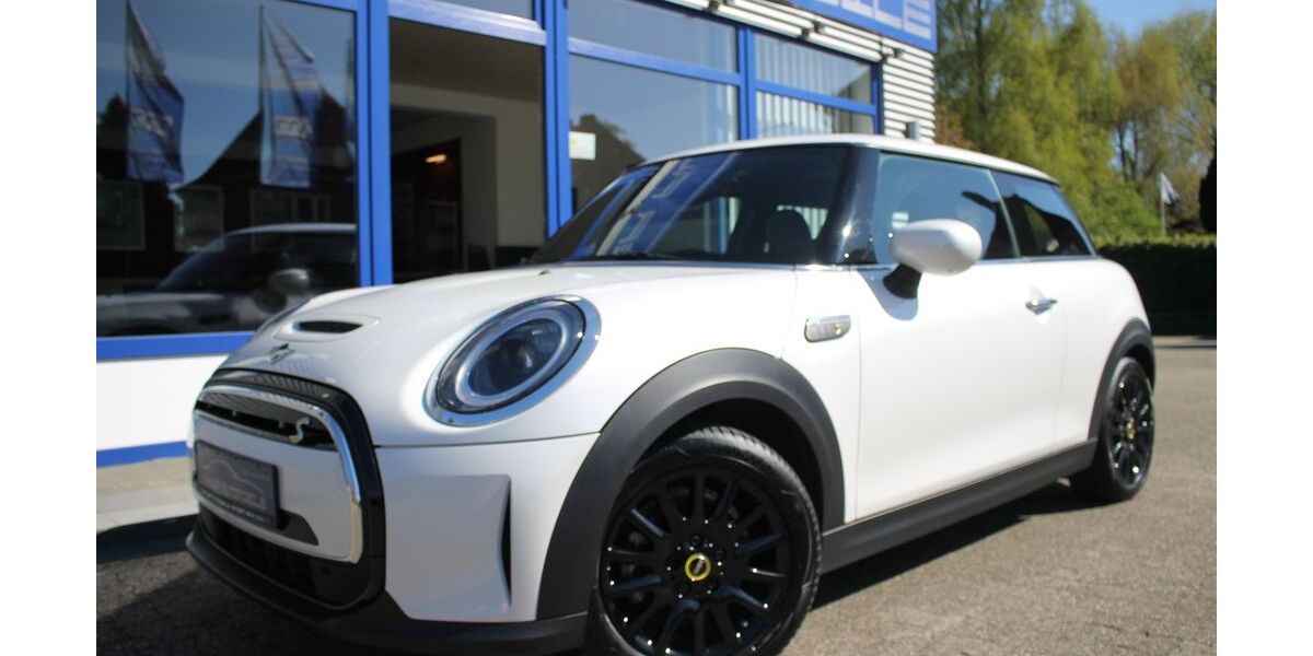 Mini Cooper SE 16.300 km 21.950 &euro; Emden 26721