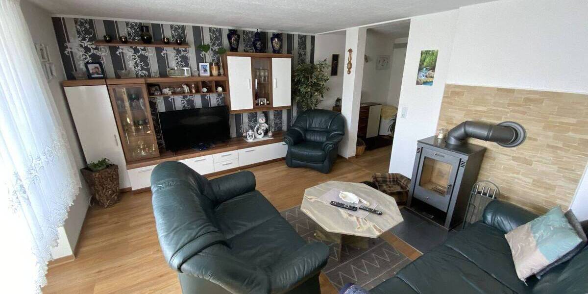 Reihenendhaus Bernburg - 3 Zimmer, 110 m&sup2;, 120.000&euro; | Angebot:26105448