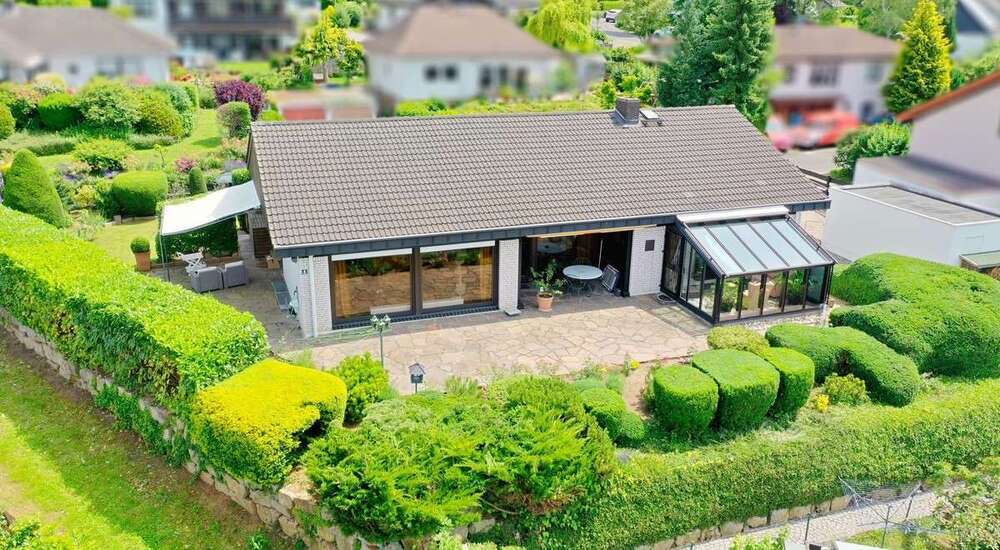 Haus zum Kaufen in Büdingen 798.000 € 288.15 m²