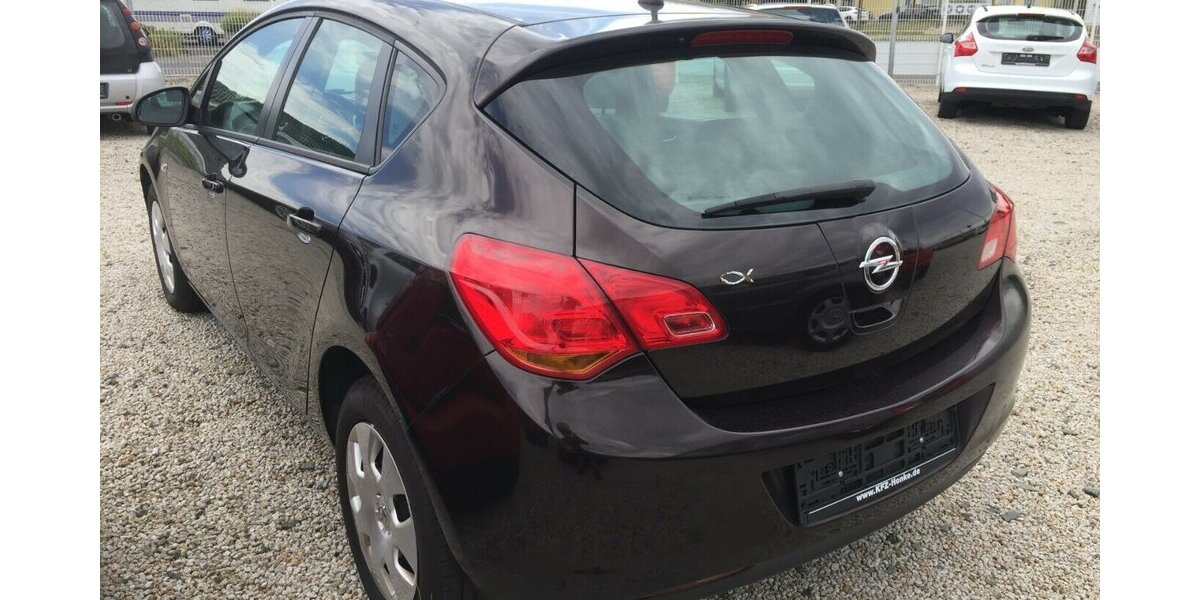 Opel Astra Edition,Klima,el.Fh.,ESP! 150.000 km 4.700 &euro; Himmelkron 95502