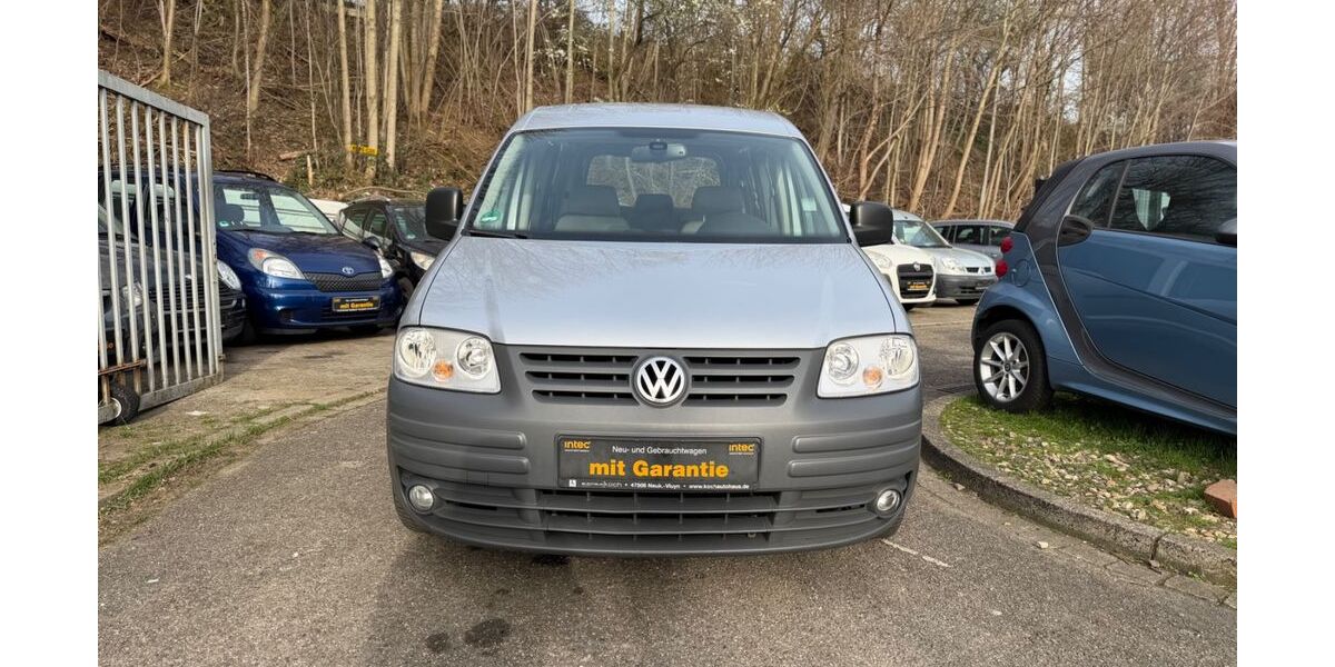 VW Caddy 230.012 km 3.499 &euro; Essen 45145