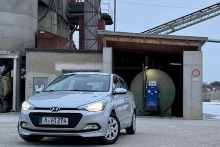 Hyundai i20 67.000 km 7.490 &euro; Augsburg 86167