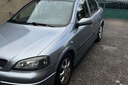 Opel Astra 117.000 km 1.850 € Muldestausee 06774