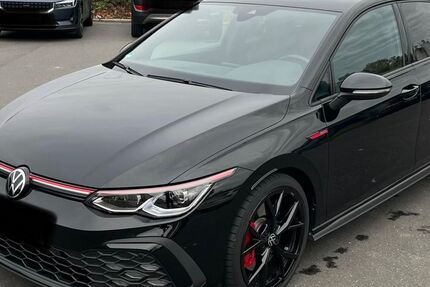 VW Golf 28.000 km 31.900 &euro; Heusenstamm 63150