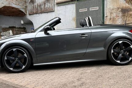 Audi TT 44.000 km 16.900 &euro; Saarbrücken 66117