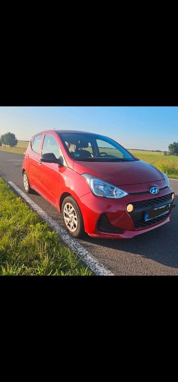 i10