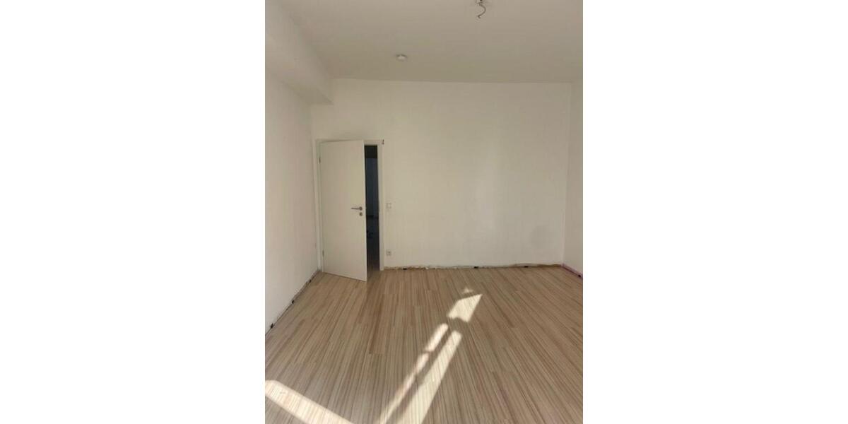 Etagenwohnung Fürth Altstadt - 4 Zimmer, 104 m&sup2;, 1.350&euro; | Angebot:25304942