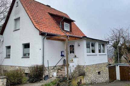 Gemütliches Einfamilienhaus mit großem Grundstück in bevorzugter und ruhiger Wohnlage 3 zimmer