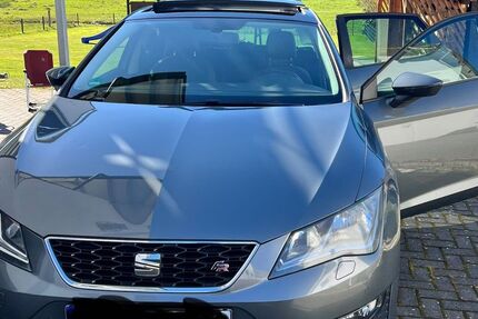 Seat Leon 176.000 km 8.799 &euro; Bad Berleburg 57319