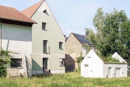Reihenendhaus im Herzen von Siegenburg
