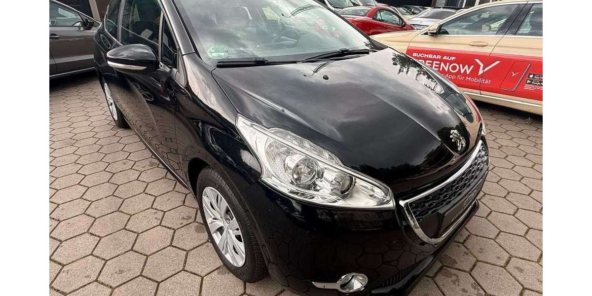 Peugeot 208 62.000 km 5.900 &euro; Hamburg 20097