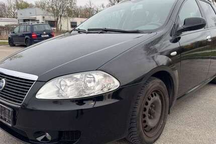 Fiat Croma 208.000 km 2.750 &euro; Hebertshausen 85241