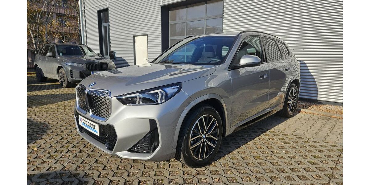 BMW iX1 2.900 km 55.401 &euro; Jena 07745