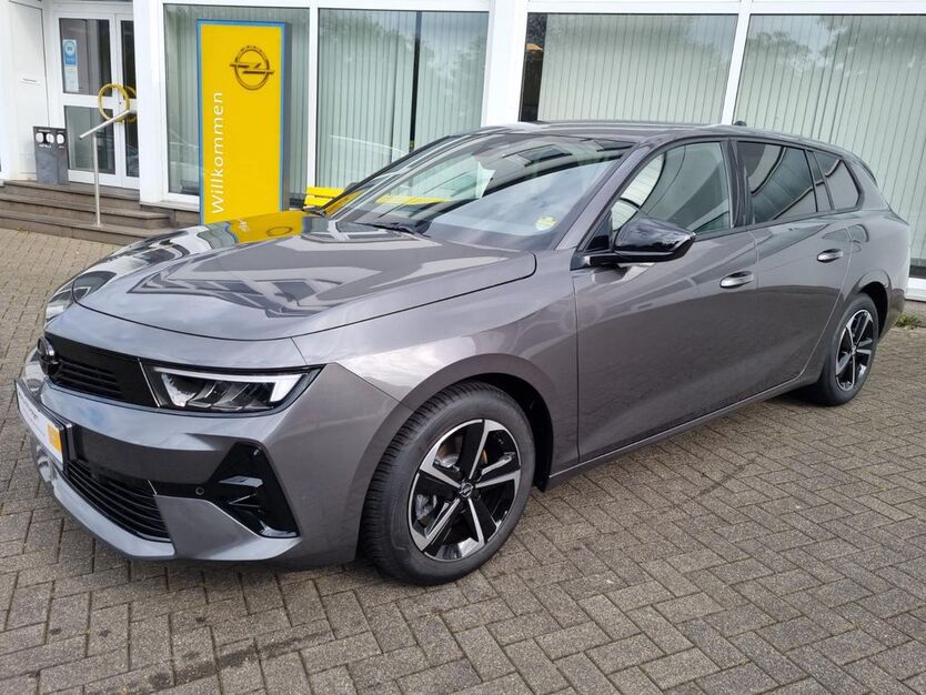 Opel Astra 11.000 km 24.495 € Pelm 54570