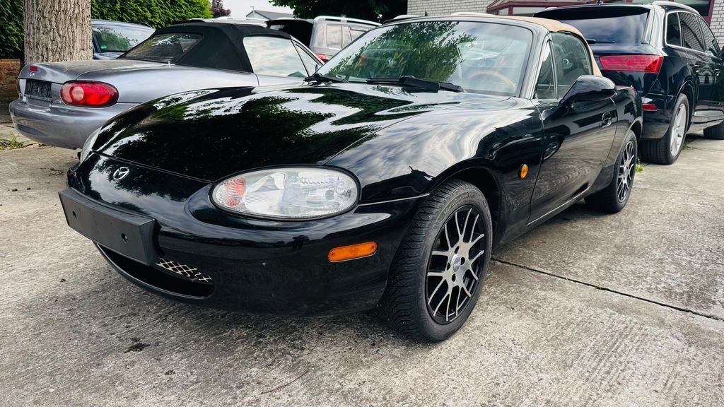 Mazda MX-5 161.476 km 2.999 &euro; Erwitte 59597
