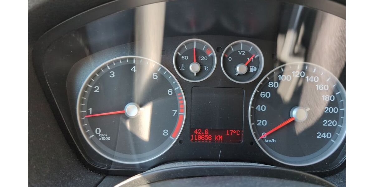 Ford Focus 112.000 km 3.350 &euro; Sonthofen 87527