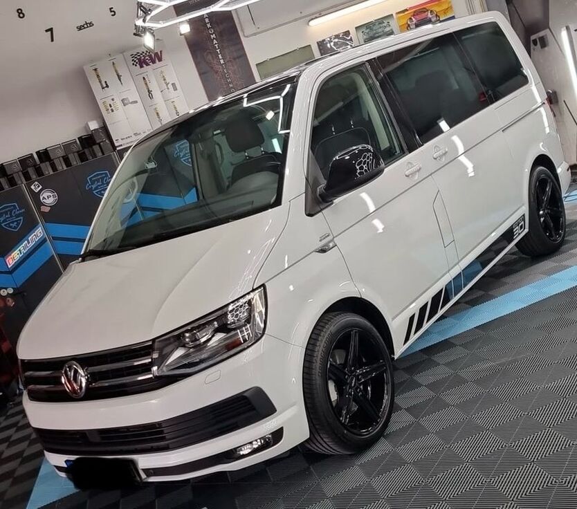 VW T6 Multivan 80.000 km 38.200 € Wolframs - Eschenbach 91639