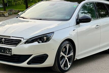 Peugeot 308 115.000 km 9.989 &euro; Stuttgart 70469