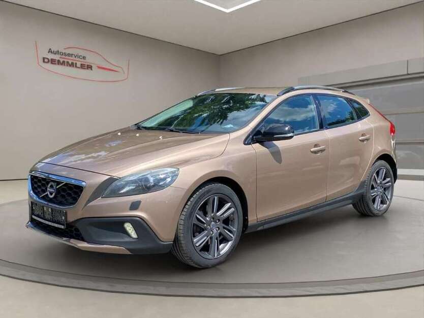 V40