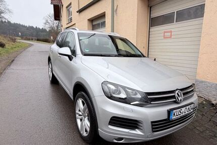 VW Touareg 324.000 km 8.999 &euro; Brücken 66904