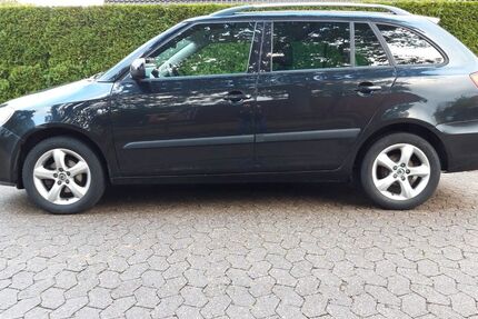 Skoda Fabia 110.000 km 3.250 € Schwanewede 28790
