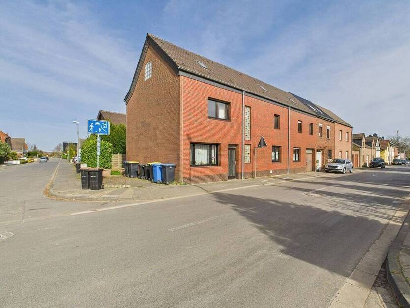 Zweifamilienhaus mit flexibler Raumaufteilung im beliebten Weilerswist!