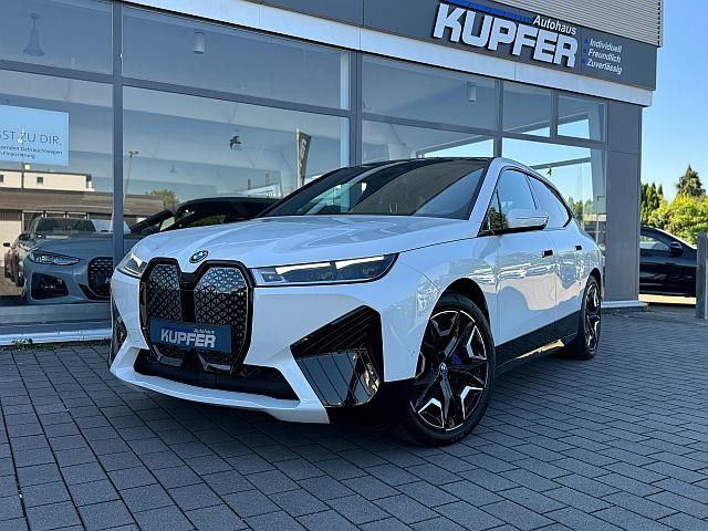 BMW iX 49.800 km 60.900 &euro; Vaihingen / Enz 71665