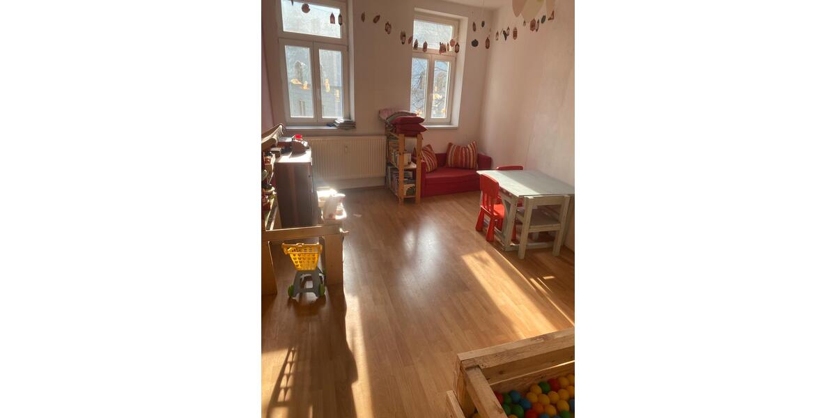 Etagenwohnung Kahla - 4.5 Zimmer, 110 m&sup2;, 600&euro; | Angebot:25496285