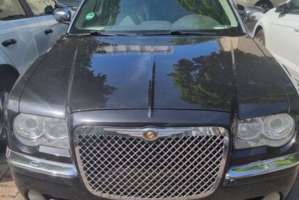 Chrysler 300C 345.000 km 3.970 &euro; Krefeld 47798