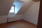 Dachgeschoßwohnung Kemnath - 4 Zimmer, 110 m&sup2;, 680&euro; | Angebot:25539765