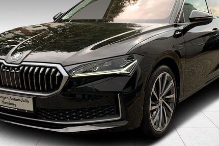 Skoda Superb 29.463 km 43.450 € Hamburg 22111