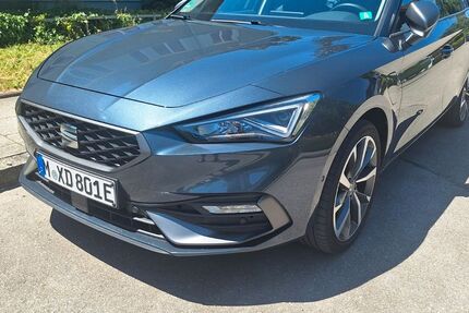 Seat Leon 45.000 km 23.500 &euro; München 81739