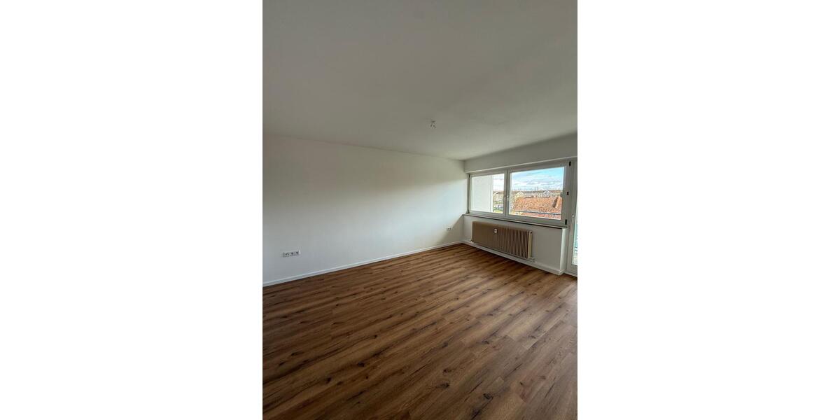 Etagenwohnung Amberg - 3 Zimmer, 66 m&sup2;, 685&euro; | Angebot:25887617