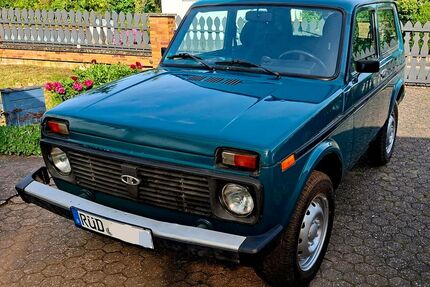 Lada Niva 107.769 km 5.500 &euro; Rüdesheim am Rhein 65385