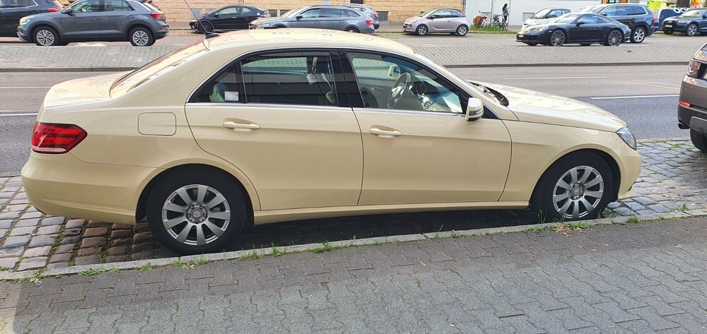 Mercedes-Benz E-Klasse 387.000 km 8.500 € Frankfurt