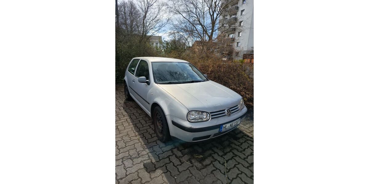 VW Golf 133.000 km 1.950 &euro; Lübeck 23554