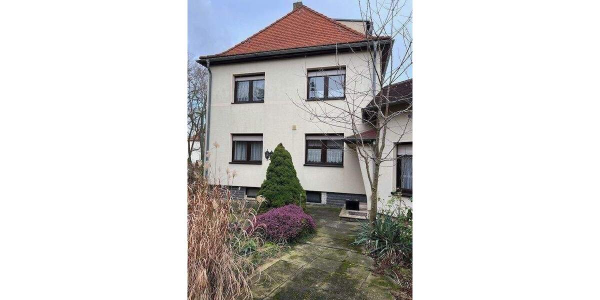 Großzügiges Reihenendhaus -ruhige Lage, kein Verkehr 5 zimmer