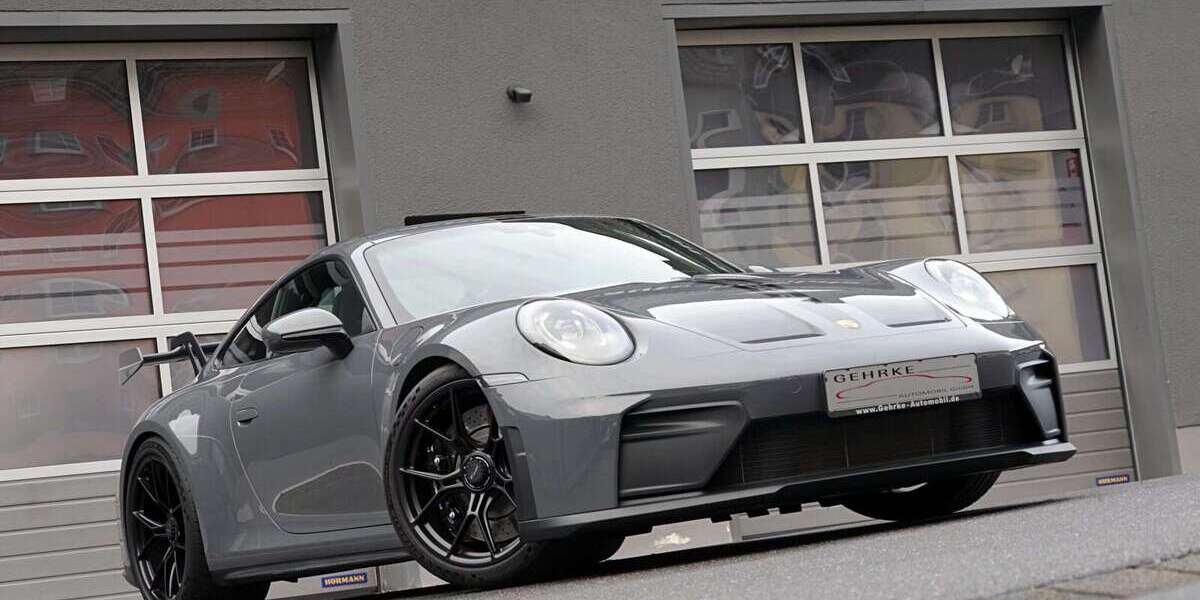 Porsche 992 6.100 km 216.850 &euro; Prüm 54595