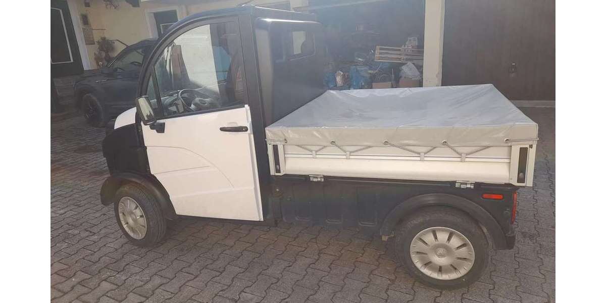 Aixam D-truck 17.500 km 11.500 &euro; Übersee 83236