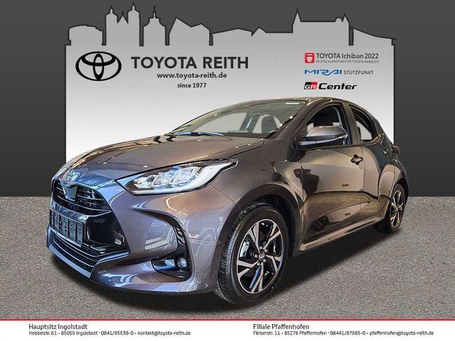Toyota Yaris 8.215 km 22.730 &euro; Ingolstadt 85055
