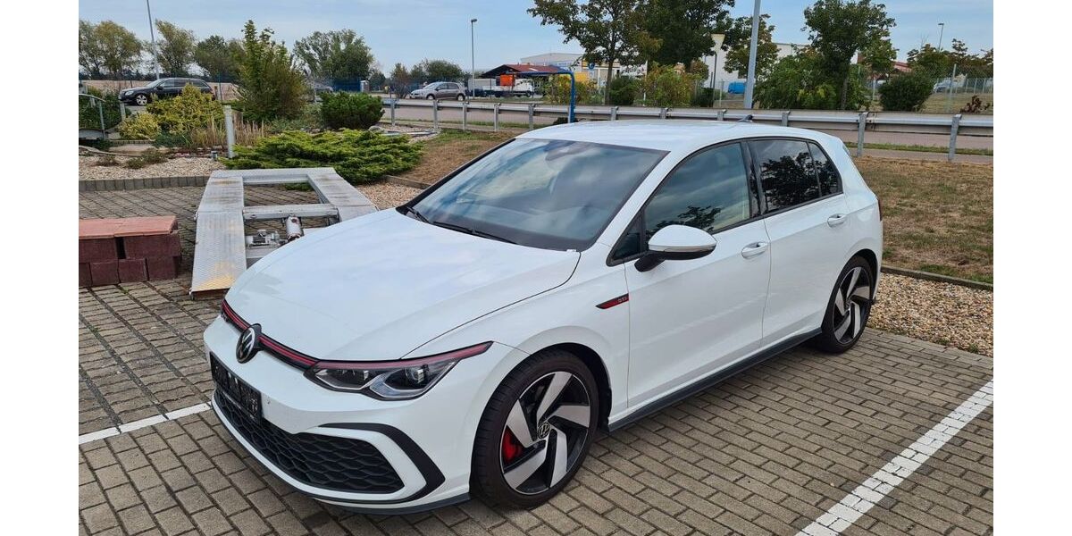 VW Golf 91.690 km 24.890 &euro; Torgau 04860