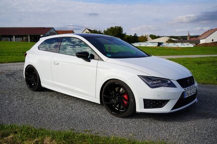 Seat Leon 109.110 km 17.990 € Sachsen bei Ansbach 91623