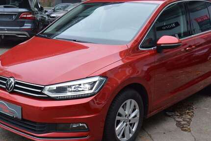 VW Touran 22.000 km 29.990 &euro; Mülheim 45473