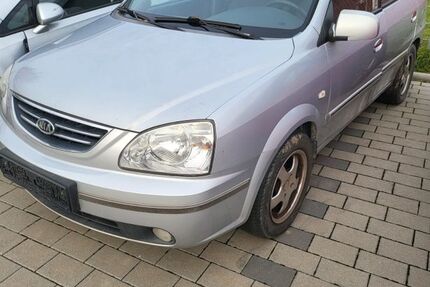 Kia Carens 200.000 km 590 € Stuttgart 70178