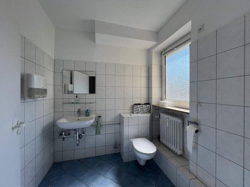 Neue Praxisräume gesucht?...freie 202 m² große Praxis in Ärztehaus in ER-Büchenbach 9 zimmer