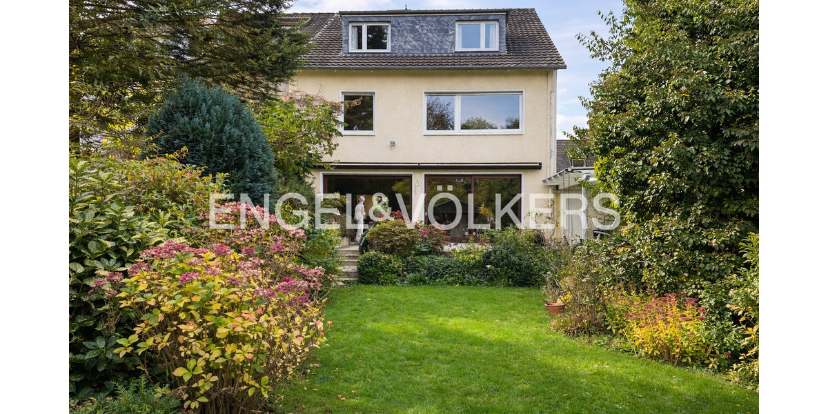 Doppelhaushälfte Hilden - 8 Zimmer, 292 m&sup2;, 795.000&euro; | Angebot:25627235