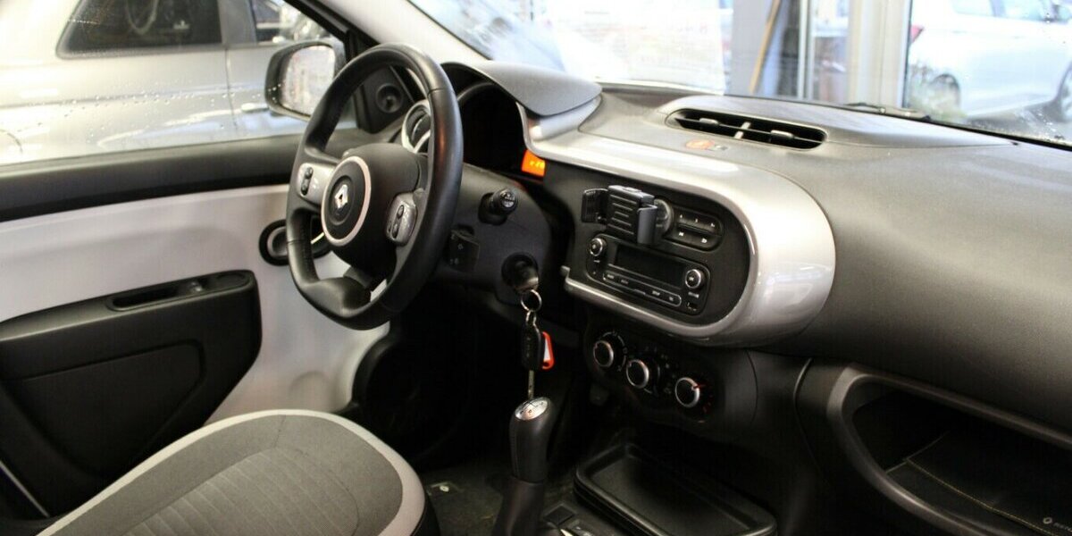 Renault Twingo SCe 70 Limited 21.803 km 8.480 &euro; Euskirchen 53881