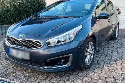Kia ceed / Ceed 44.500 km 11.900 &euro; Würzburg 97078