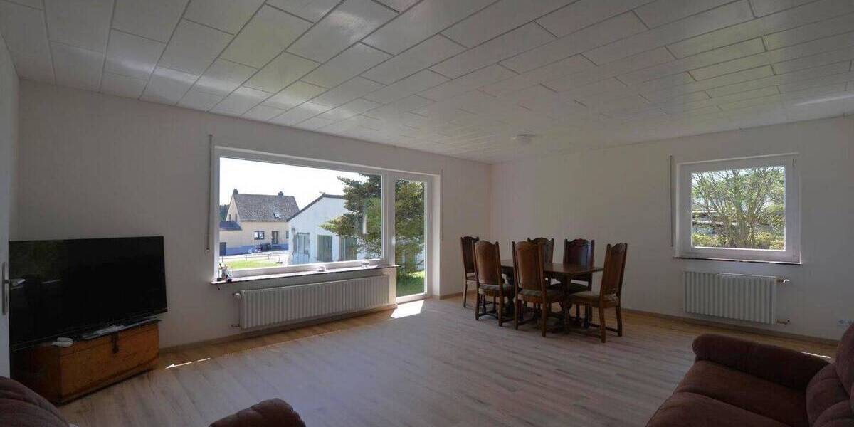 Bungalow Feusdorf - 6 Zimmer, 160 m&sup2;, 295.000&euro; | Angebot:26344052