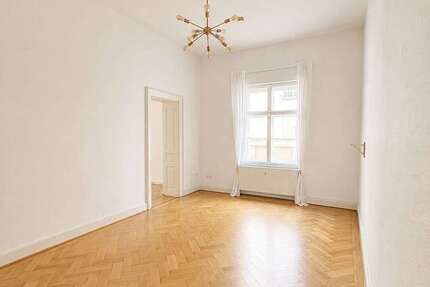 Wohnung Augsburg - 4 Zimmer, 110 m&sup2;, 1.250&euro; | Angebot:27316973